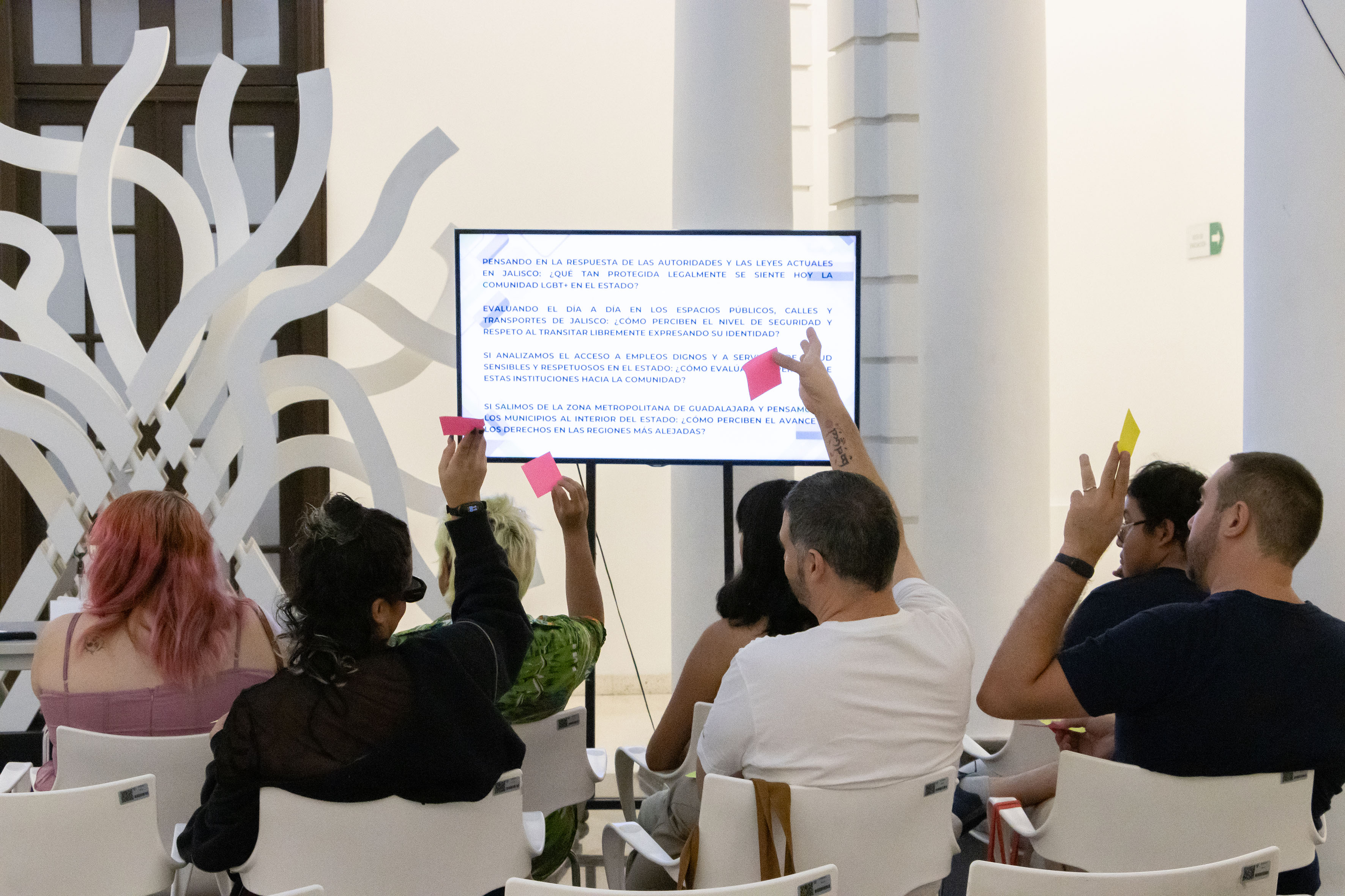 Resaltan importancia de derechos y diversidad con conferencia en el MUSA