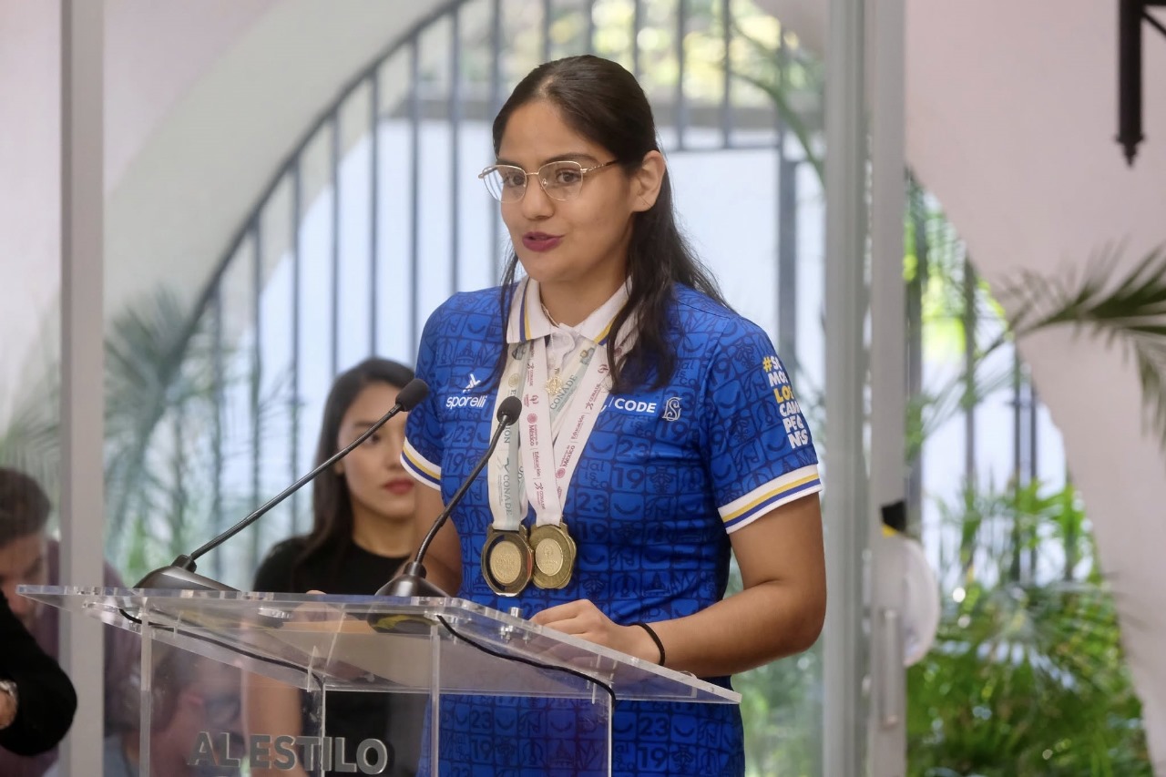 Ganan jóvenes de la UdeG el Premio Estatal de la Juventud 2025